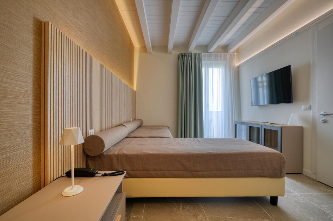 Hotel Palazzo Del Garda & Spa Desenzano del Garda Extérieur photo