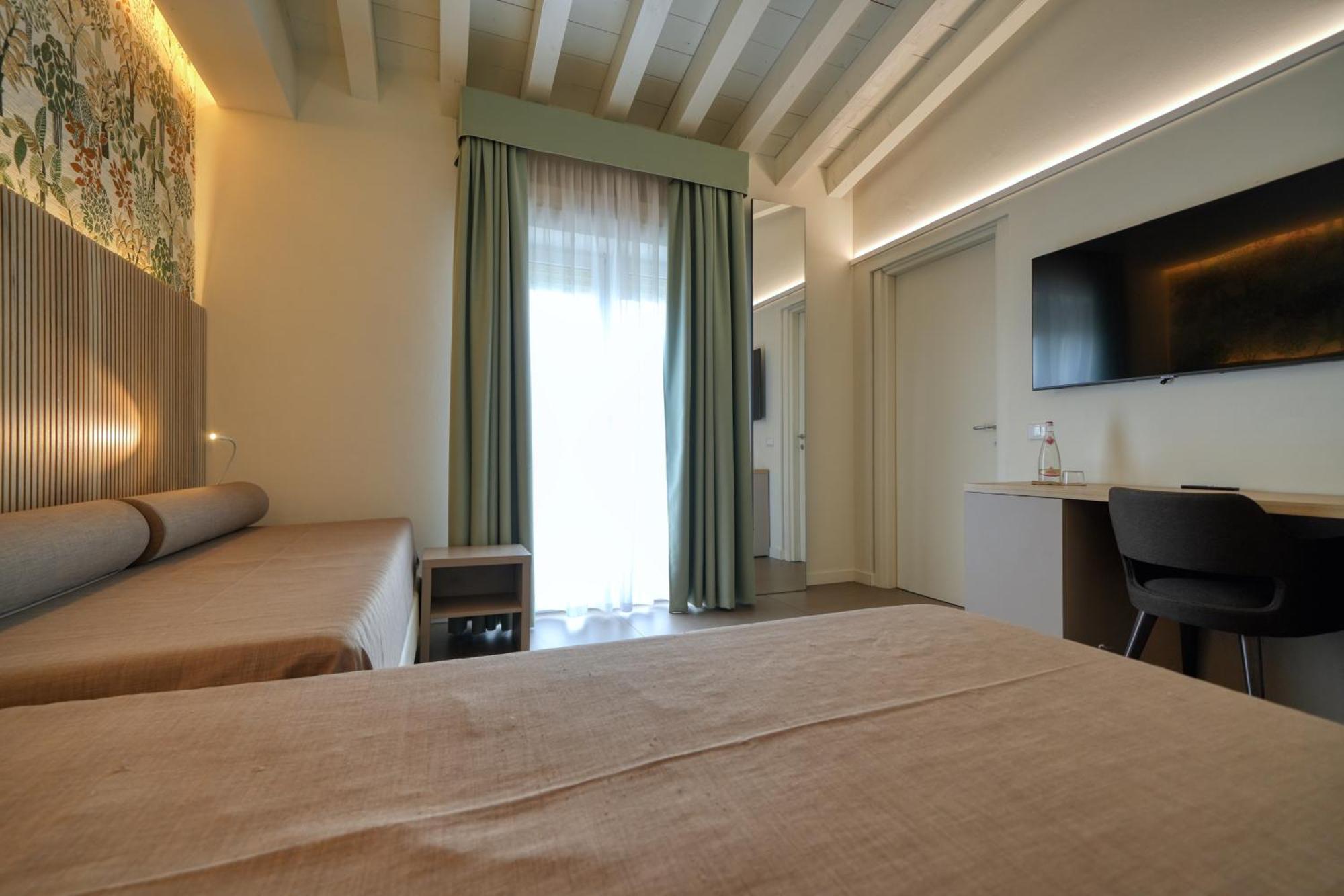 Hotel Palazzo Del Garda & Spa Desenzano del Garda Extérieur photo