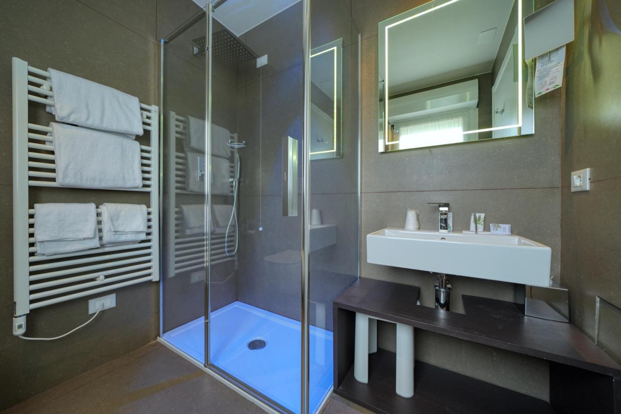 Hotel Palazzo Del Garda & Spa Desenzano del Garda Extérieur photo