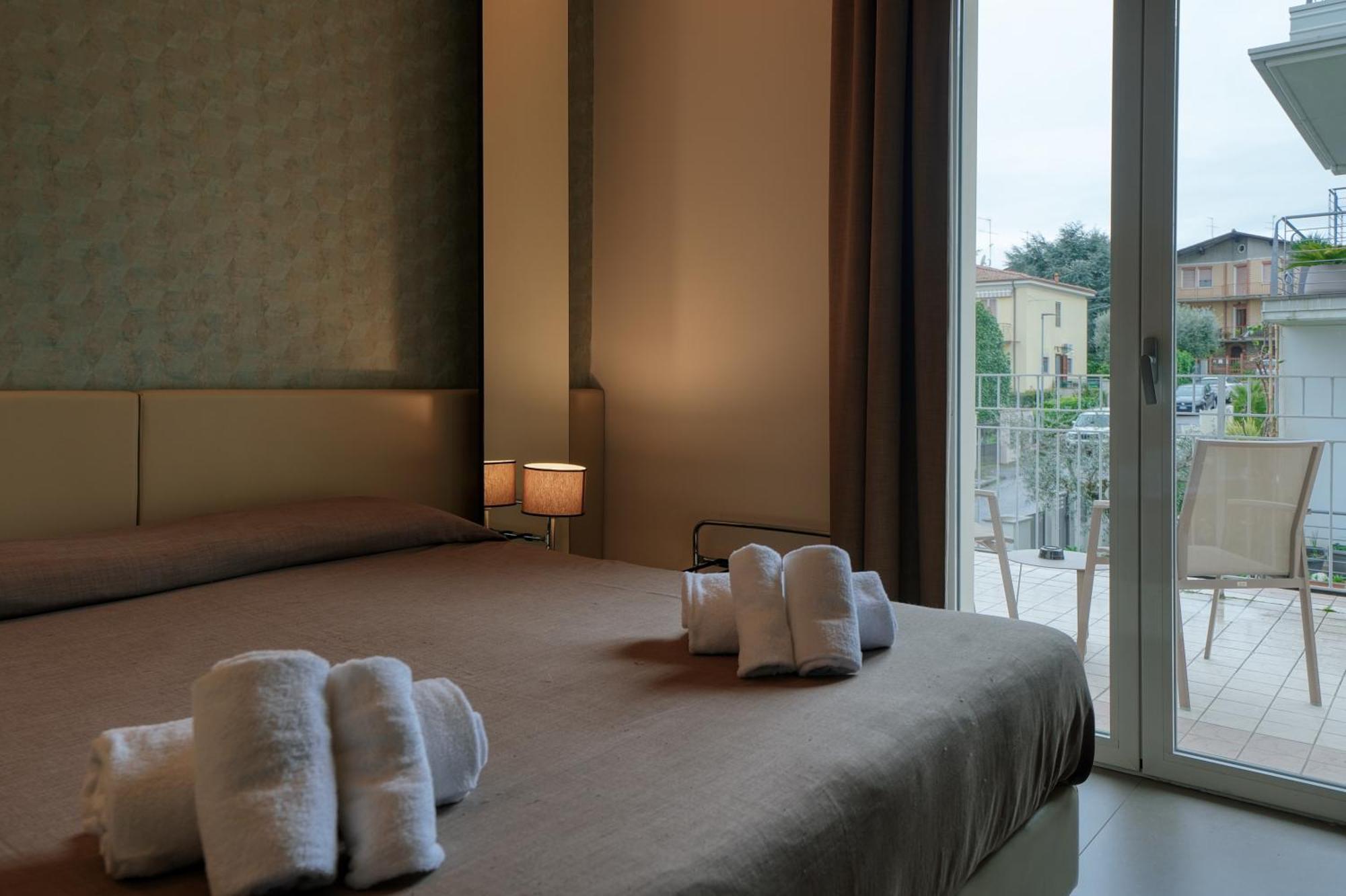 Hotel Palazzo Del Garda & Spa Desenzano del Garda Extérieur photo