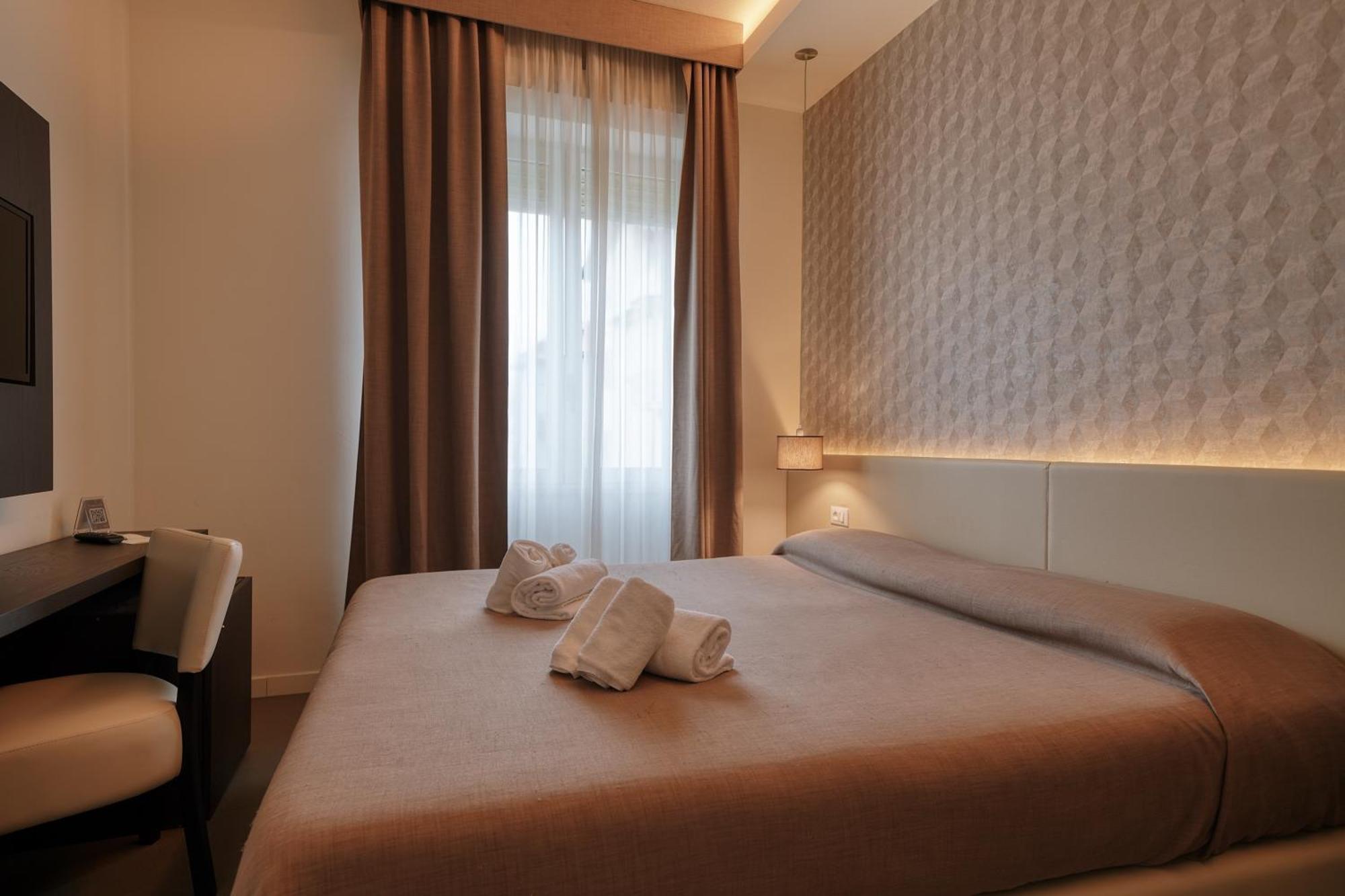 Hotel Palazzo Del Garda & Spa Desenzano del Garda Extérieur photo